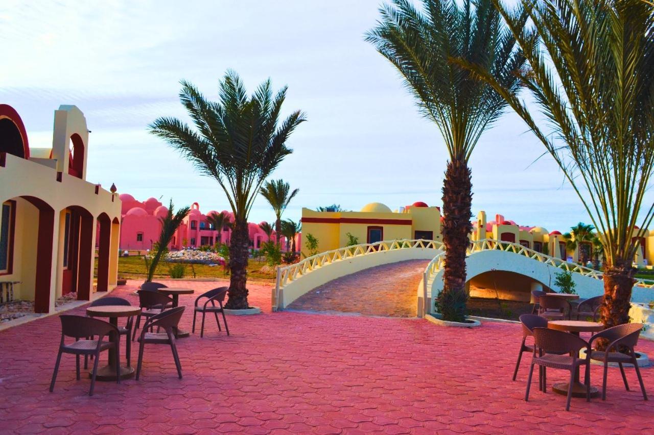 Hostmark Zabargad Beach Resort Abū Ghuşūn Kültér fotó