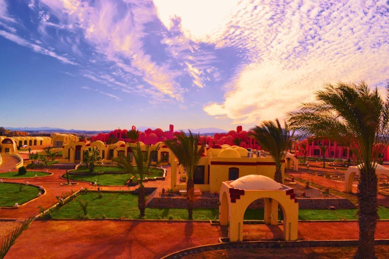 Hostmark Zabargad Beach Resort Abū Ghuşūn Kültér fotó