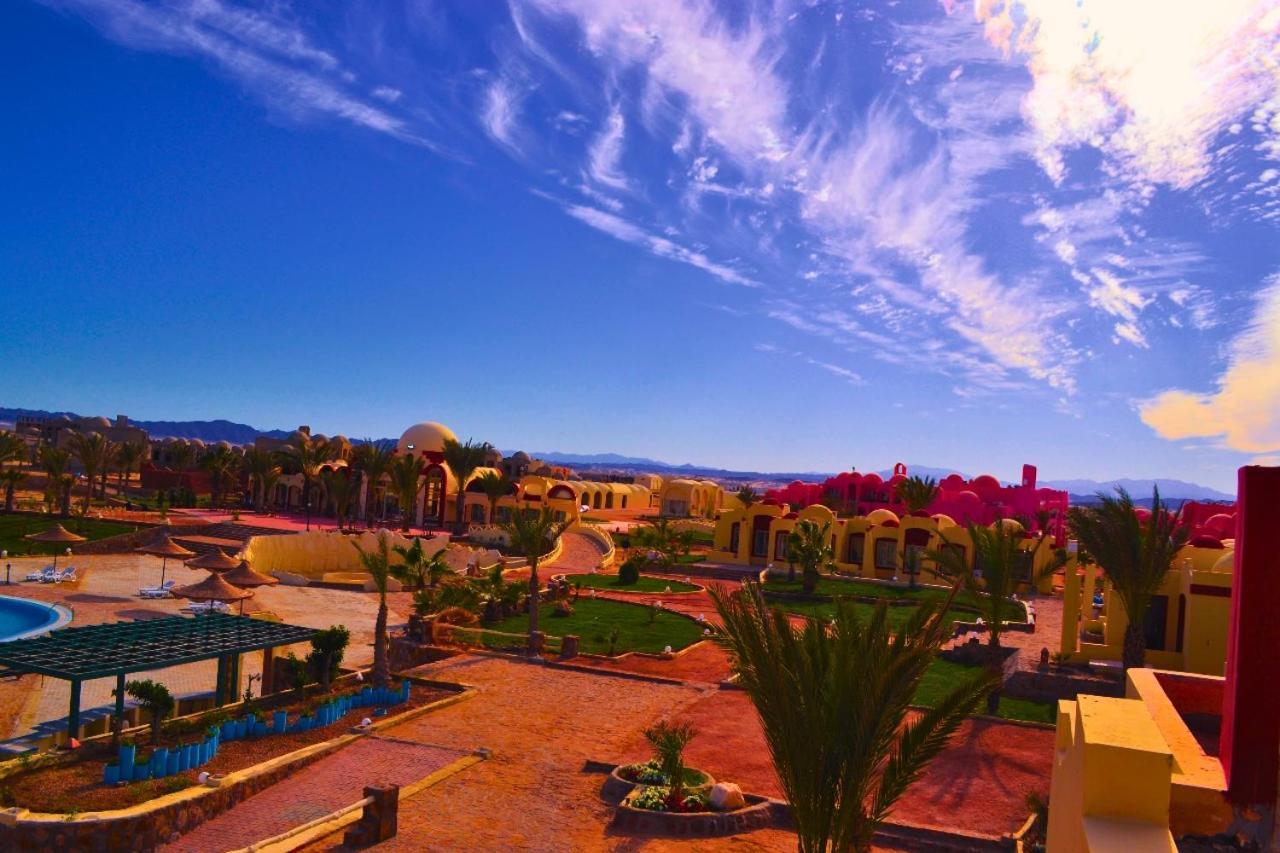 Hostmark Zabargad Beach Resort Abū Ghuşūn Kültér fotó
