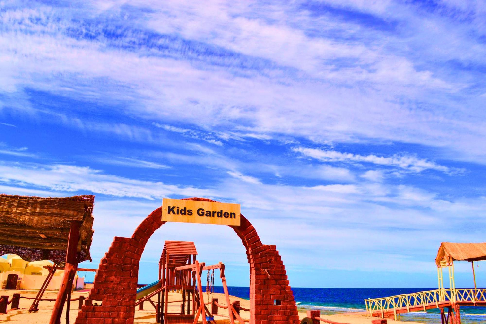 Hostmark Zabargad Beach Resort Abū Ghuşūn Kültér fotó